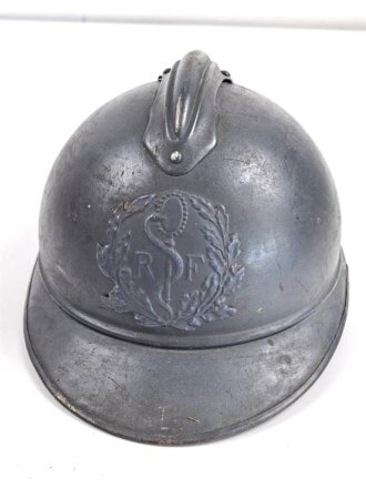 Frankreich 1. Weltkrieg, Stahlhelm Adrian Modell 1915 für Sanitäter. Originallack, guter Zustand