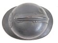 Frankreich 1. Weltkrieg, Stahlhelm Adrian Modell 1915 für Sanitäter. Originallack, guter Zustand