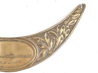 Frankreich nach 1. Weltkrieg, Emblem für Stahlhelm Adrian Modell 1915 . Um 1919 zusätzlich angebrachtes Emblem " Soldat de la Grande Guerre 1914-1918"