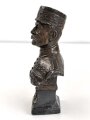 Frankreich, bronzierte Spritzgußfigur Marschall Philippe Patain. Höhe ca 16cm, beschädigtes Stück