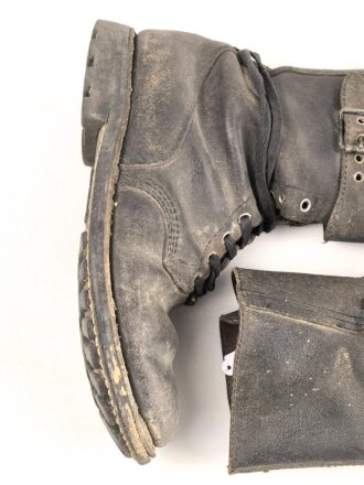 Frankreich, Armee und  Fremdenlegion Kampfstiefel, ähnlich dem amerikanischen Modell aus dem 2. Weltkrieg, so unter anderem in Indochina getragen. Ungereinigtes Paar, Sohlenlänge etwa 32cm