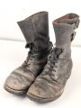 Frankreich, Armee und  Fremdenlegion Kampfstiefel, ähnlich dem amerikanischen Modell aus dem 2. Weltkrieg, so unter anderem in Indochina getragen. Ungereinigtes Paar, Sohlenlänge etwa 32cm