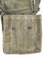 Frankreich Fremdenlegion, Magazintasche mit Trageriemen, Teil der Modell 1950 TAP Ausrüstung ( TAP = Troupes Aero Portees / Fallschirmjäger ) Guter Zustand
