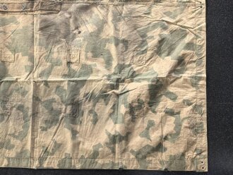 Frankreich 2. Weltkrieg, Zeltbahn datiert 1940. Mit hoher wahrscheinlichkeit nach dem 2. Weltkrieg von der Fremdenlegion vereinnahmt. Einseitig Schlaufen angebracht, DANACH mit Tarndruck versehen. Gebraucht, guter Zustand #1