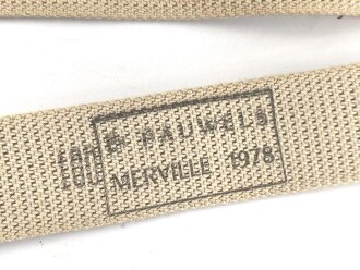 Frankreich Fremdenlegion, Ausgehhosengürtel khaki, die Schnalle mit Emblem. Guter Zustand, Gesamtlänge 112cm