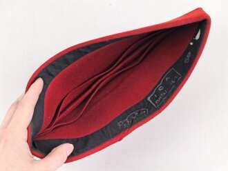 Frankreich, rotes Schiffchen datiert 1959, eingestaubt, sonst guter Zustand