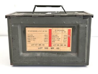 Frankreich, Gurtkasten / Munitionskasten für " 80 Cartouches do 12,7mm Modelle 1947. Datiert 1965. Ungereinigtes Stück
