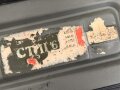 Frankreich, Gurtkasten / Munitionskasten für " 80 Cartouches do 12,7mm Modelle 1947. Datiert 1965. Ungereinigtes Stück
