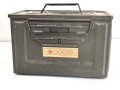 Frankreich, Gurtkasten / Munitionskasten für " 80 Cartouches do 12,7mm Modelle 1947. Datiert 1965. Ungereinigtes Stück