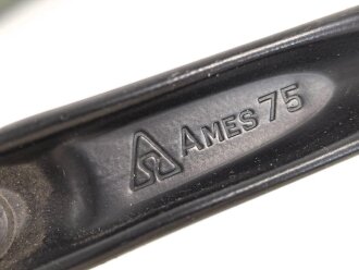 U.S. Army 1975 dated folding shovel in carrier from 1985. Uncleaned