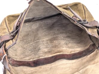 Frankreich 2. Weltkrieg, Tasche mit schwerem Ledertrageriemen, datiert 1936.