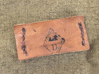 Frankreich wohl 2. Weltkrieg, Tasche/Musette für Koppel, gestempelt