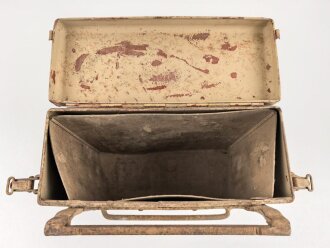 Motorrad Packtasche Wehrmacht, ungereinigtes Stück mit originaler Tarnlackierung. Ungereinigt