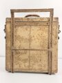 Motorrad Packtasche Wehrmacht, ungereinigtes Stück mit originaler Tarnlackierung. Ungereinigt