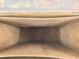 Motorrad Packtasche Wehrmacht, ungereinigtes Stück mit originaler Tarnlackierung. Ungereinigt