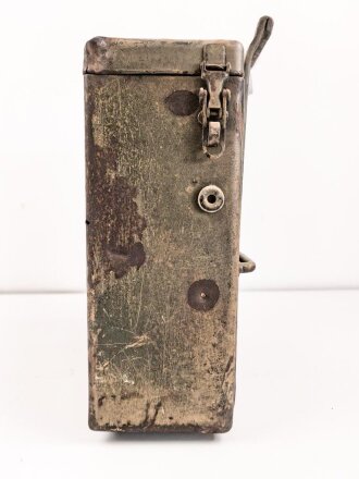 Motorrad Packtasche Wehrmacht, ungereinigtes Stück mit originaler Tarnlackierung. Ungereinigt