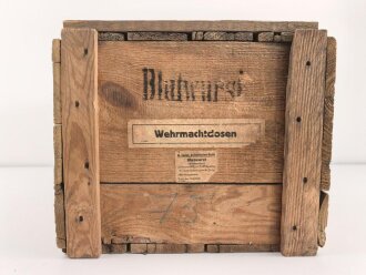 Transportkasten aus Holz für Wehrmachtsdosen "Blutwurst"  Maße etwa  33 x 46 x 29cm. Guter Zustand