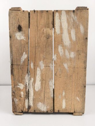 Transportkasten aus Holz für Wehrmachtsdosen "Blutwurst"  Maße etwa  33 x 46 x 29cm. Guter Zustand