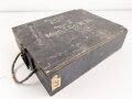 Transportkasten Wehrmacht für drei Stück Wurfgranaten zum Granatwerfer 34. Original lackiertes Stück