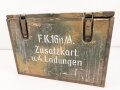 Reichswehr und frühe Wehrmacht, Transportkasten für " Zusatzkartuschen und 4. Ladungen der Feldkanone 16 neuer Art" Originale Tarnlackiert, datiert 1936, ungereinigt.