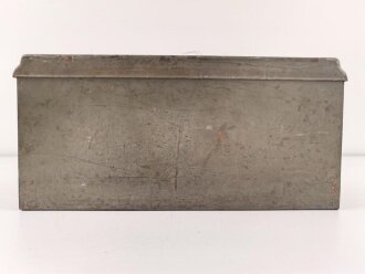 Kasten "Werkzeug" Wehrmacht, für den kleinen Waffenmeister Werkzeugsatz. Originallack, ungereinigtes Stück