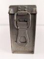 Kasten "Werkzeug" Wehrmacht, für den kleinen Waffenmeister Werkzeugsatz. Originallack, ungereinigtes Stück