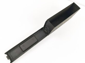 Kasten "Werkzeug" Wehrmacht, für den kleinen Waffenmeister Werkzeugsatz. Originallack, ungereinigtes Stück