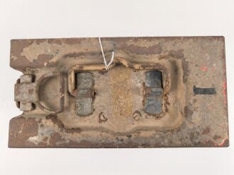 20mm Flak, Transportkasten für 2 Magazine. Originallack, ungereinigtes Stück