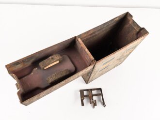 20mm Flak, Transportkasten für 2 Magazine. Originallack, ungereinigtes Stück