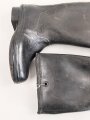 Paar Gummistiefel zum schweren Gasschutzanzug der Wehrmacht. Guter Zustand, datiert 1944