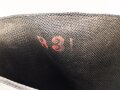 Paar Gummistiefel zum schweren Gasschutzanzug der Wehrmacht. Guter Zustand, datiert 1944