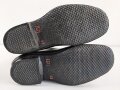 Paar Gummistiefel zum schweren Gasschutzanzug der Wehrmacht. Guter Zustand, datiert 1944