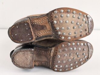 Paar Stiefel für Mannschaften der Kavallerie, Wohl ungetragenes, nicht paariges Paar, Sohlenlänge 29,5cm