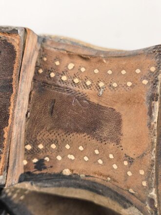 Paar Stiefel für Mannschaften der Kavallerie, Wohl ungetragenes, nicht paariges Paar, Sohlenlänge 29,5cm