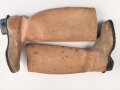 Paar Stiefel für Mannschaften der Kavallerie, Wohl ungetragenes, nicht paariges Paar, Sohlenlänge 29,5cm