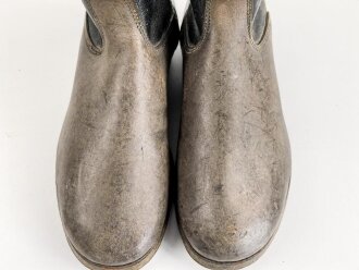 Paar Stiefel für Mannschaften der Kavallerie, Wohl ungetragenes Paar, Sohlenlänge 29cm