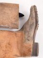 Paar Stiefel für Mannschaften der Wehrmacht. Ungetragenes Paar mit Reichsbetriebsnummer im Schaft. Ungereinigt, Sohlenlänge knapp 31cm