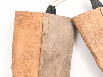 Reichswehr, Paar Stiefel für Mannschaften im Stil des 1. Weltkrieg mit Seitennaht. Ungetragenes Paar,  Variante ohne Absatzeisen und Stiefelnägel. Sohlenlänge 30cm