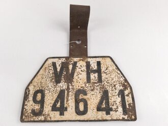 Wehrmacht Nummernschild mit Halterung . Breite 31cm,...