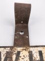 Wehrmacht Nummernschild mit Halterung . Breite 31cm, ungereinigtes Stück