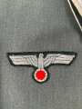 Heer, Waffenrock für einen Hauptmann im Infanterie Regiment 128. Der Brustadler  unrichtig, aber sauber vernäht, sonst sehr guter Gesamtzustand