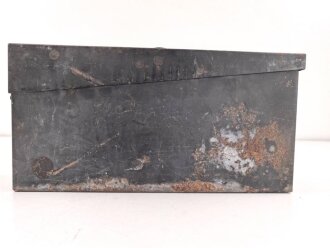 MG 37 (t) , Ergänzungskasten für das von der Wehrmacht vereinnahmte tschechische Maschinengewehr ZB 26. Originallack, ungereinigt