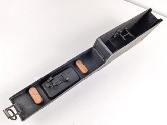 MG 37 (t) , Ergänzungskasten für das von der Wehrmacht vereinnahmte tschechische Maschinengewehr ZB 26. Originallack, ungereinigt