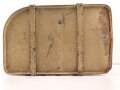 Kraftstofftank  der Firma PRAGA. Sandfarbener Originallack, datiert 1944. Maße etwa 25 x 35 x 55cm