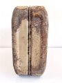 20 Liter Kraftstoff Kanister Wehrmacht datiert 1944. Originallack, ungereinigtes Stück. Zwei alt verschlossene Einschußlöcher