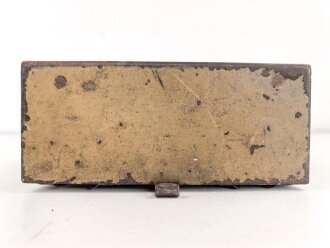 Kasten für Kehlkopfmikrofon in Selbstfahrlafetten und Panzern der Wehrmacht. Originallack, ungereinigt
