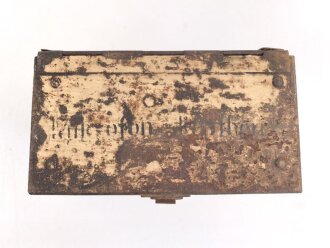 Kasten für Mikrofon und Kopfhörer  in Selbstfahrlafetten und Panzern der Wehrmacht. Originallack, ungereinigt