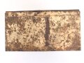 Kasten für Selbstfahrlafetten und Panzern der Wehrmacht. Originallack, ungereinigt, mit Einsätzen