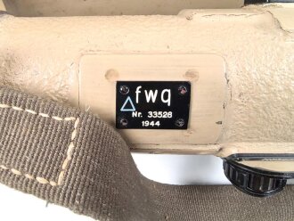 Entfernungsmesser 36 Wehrmacht. Originallack, guter Zustand, Die Lagergabel fehlt, sonst Vollständig.