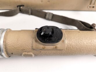 Entfernungsmesser 36 Wehrmacht. Originallack, guter Zustand, Die Lagergabel fehlt, sonst Vollständig.